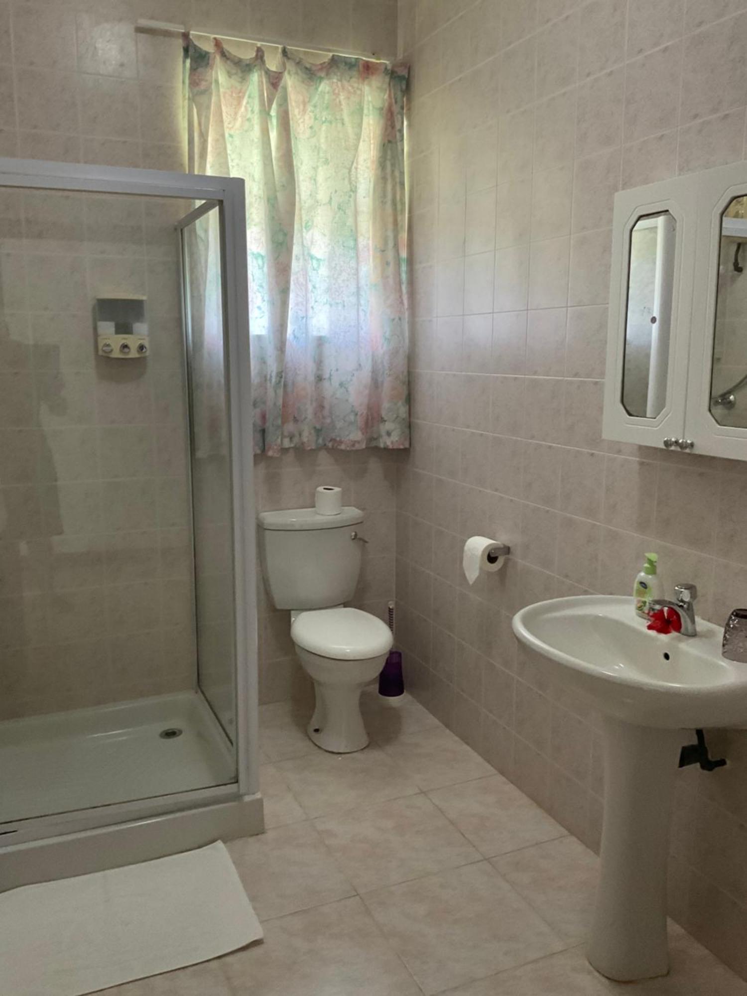 Le Chevalier Bay Guesthouse Anse Lazio Eksteriør billede